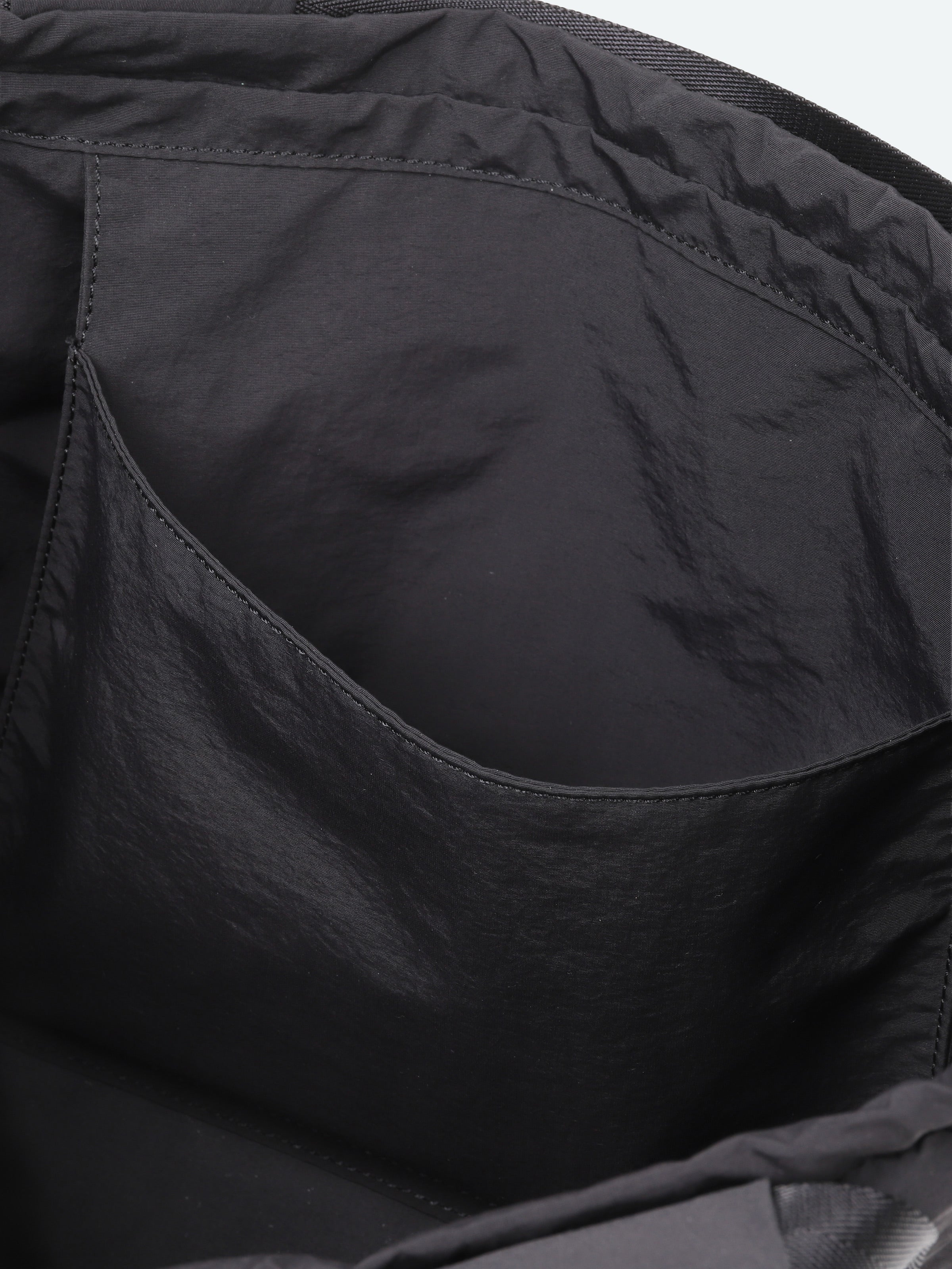 nest w bag