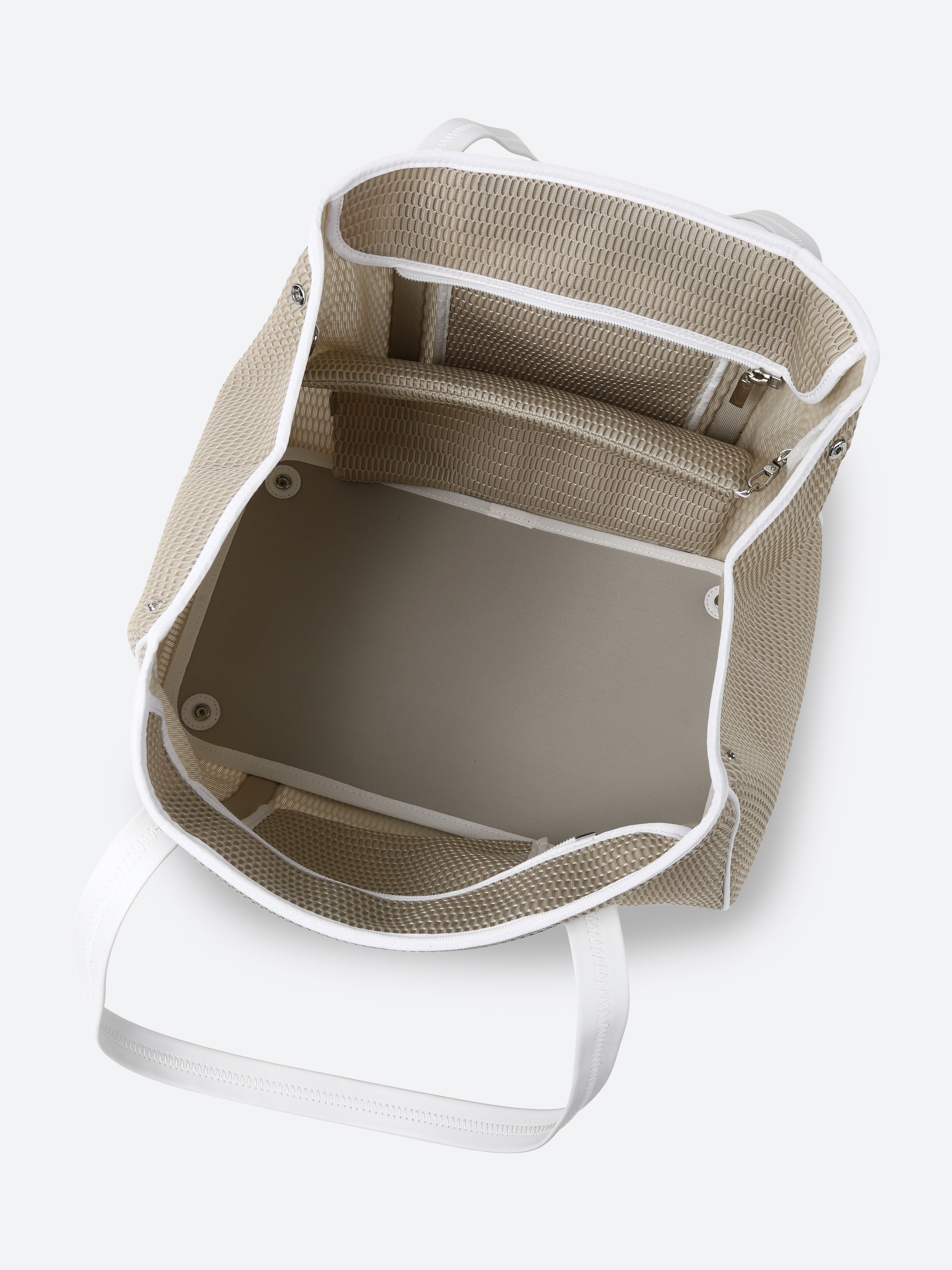 nest zip L