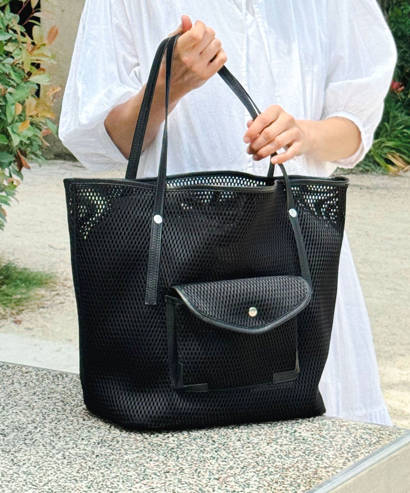 nest w bag