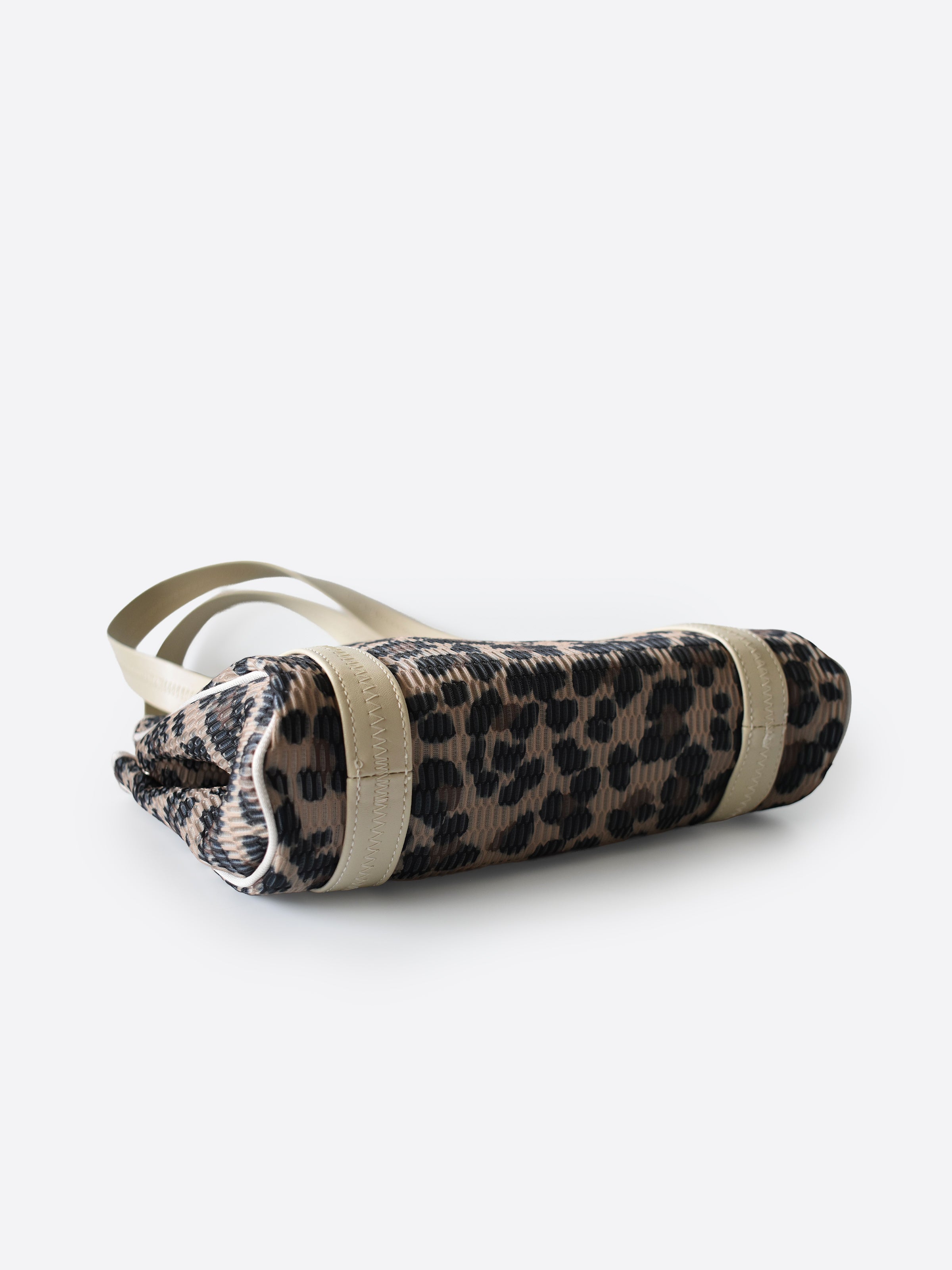 【IÉNA × Q bag Paris 別注デザイン】nest zip S