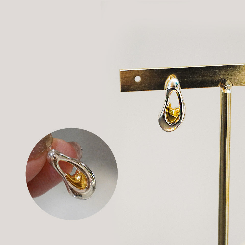 déco (デコ)〈ピアス〉