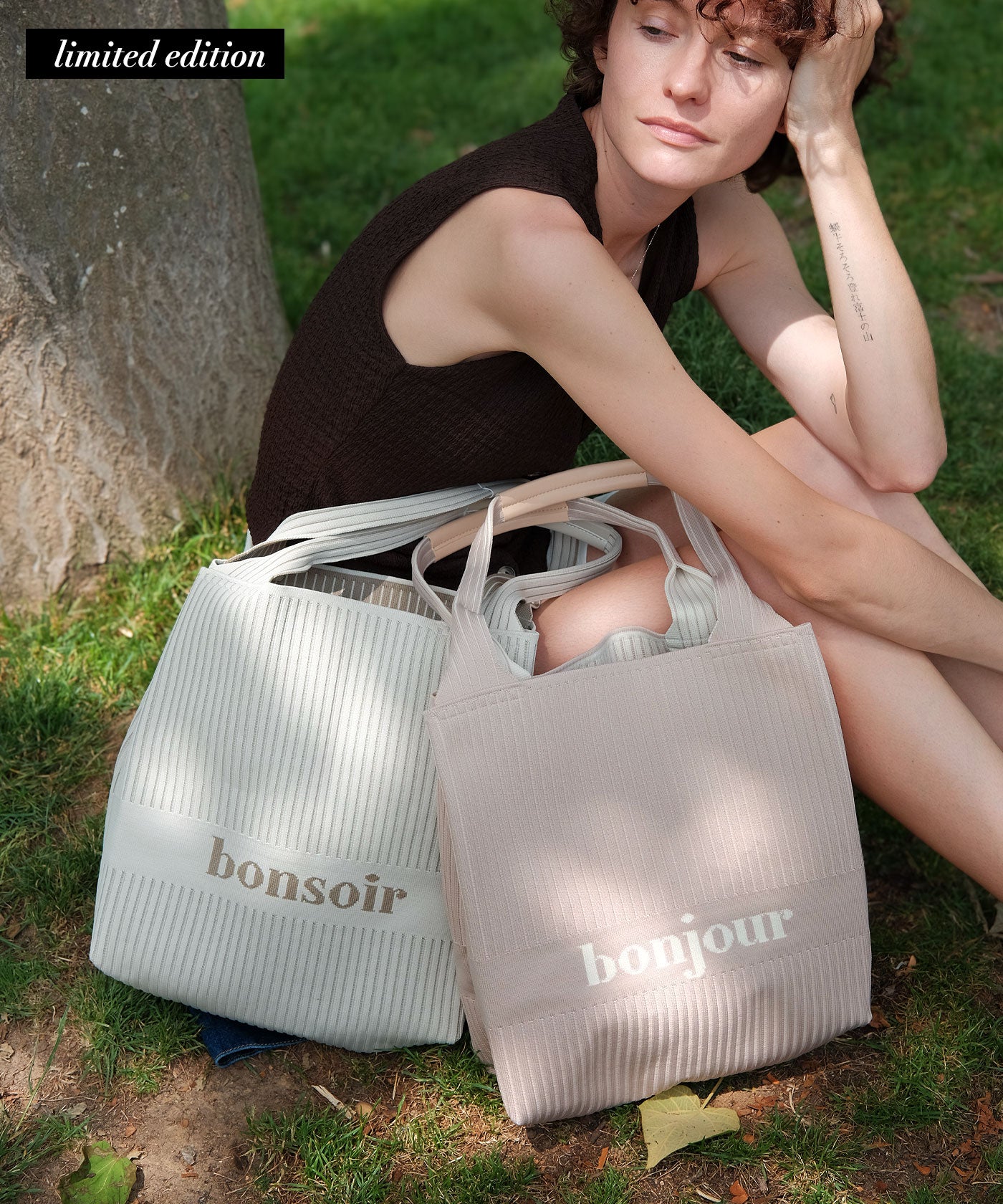 【専用】【新品未使用】qbag paris トリコット　アイスブルー q bag paris トリコット [新素材ニット]