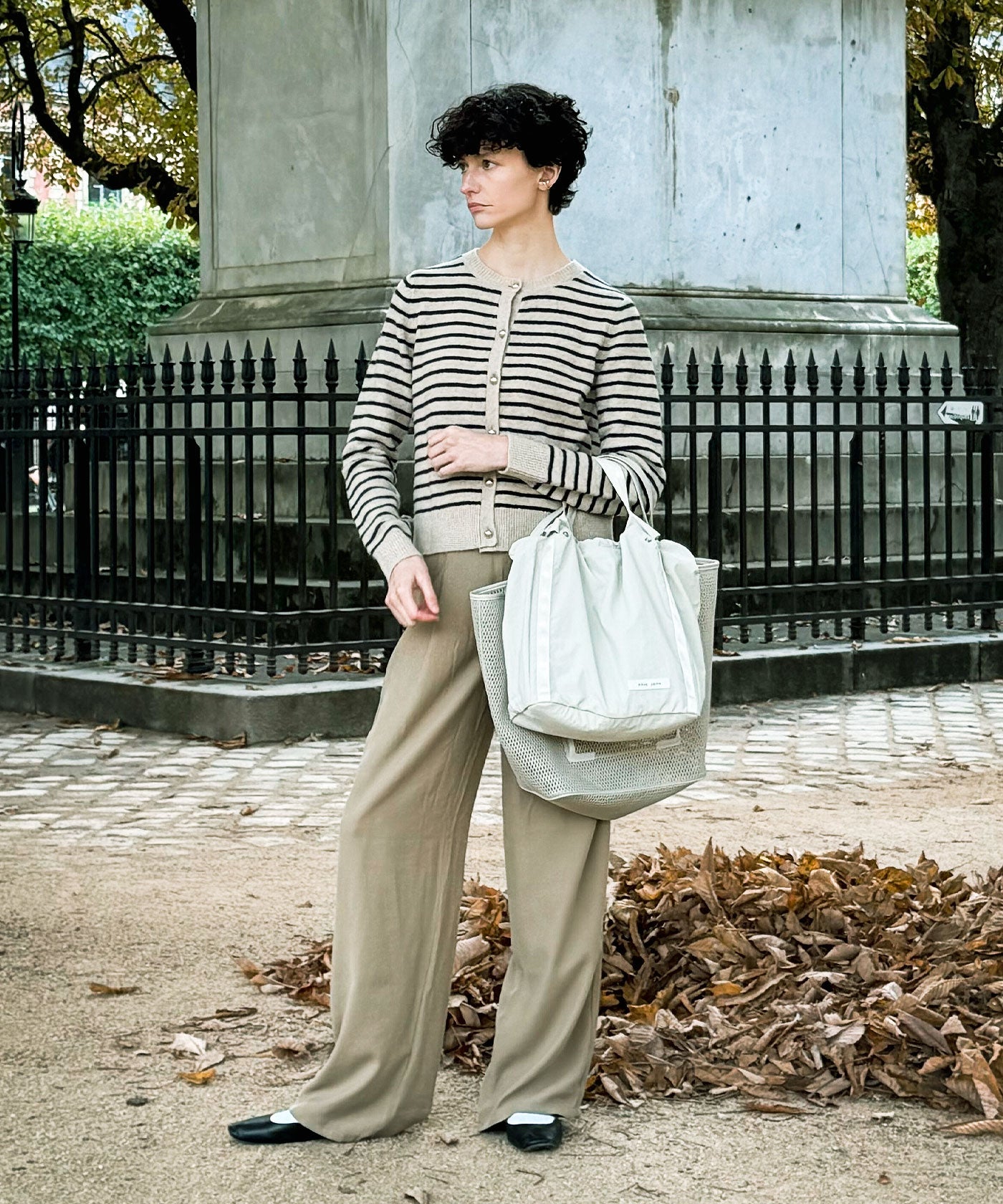 nest w bag