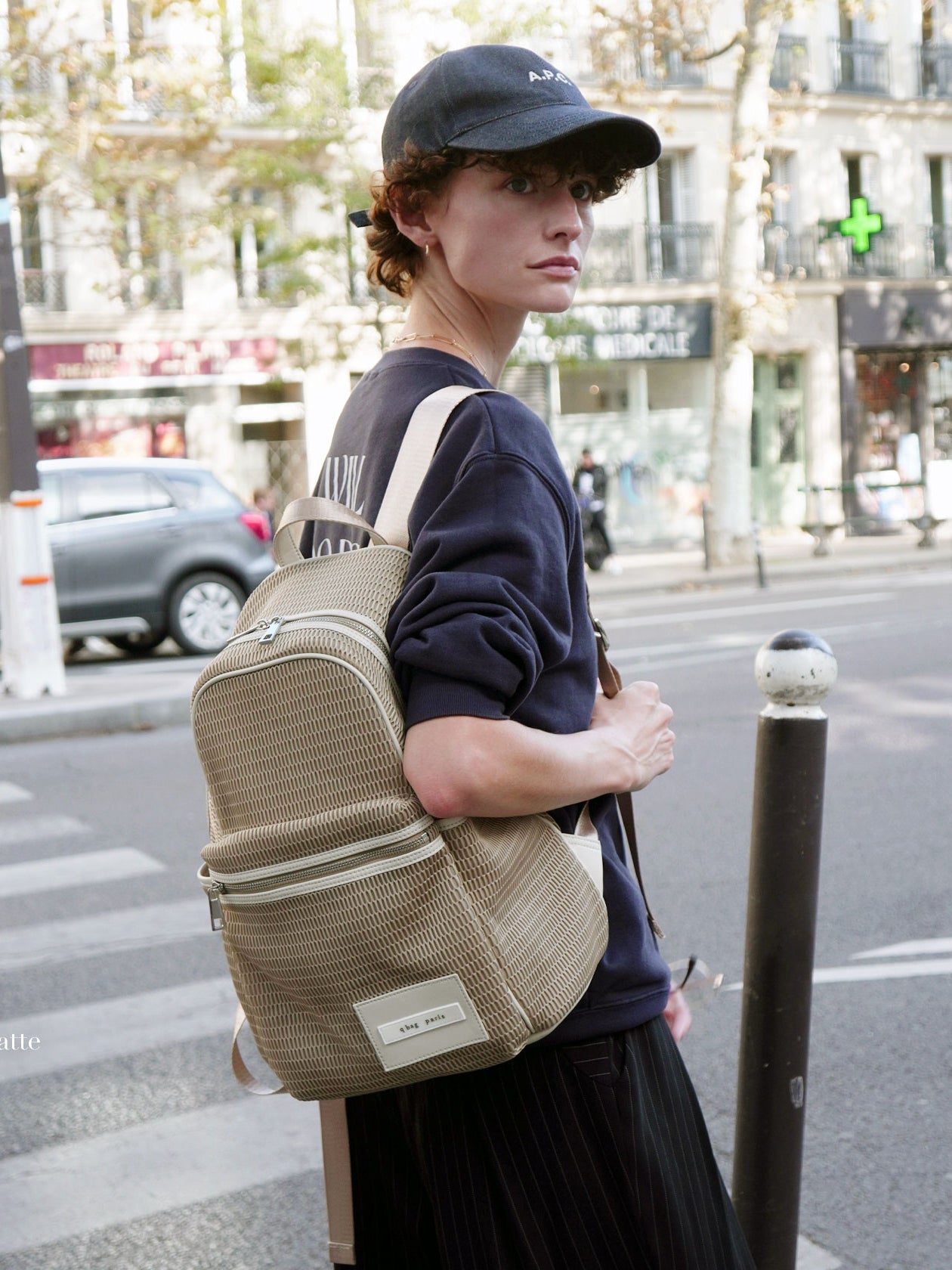 nest louvre - bag in bag
