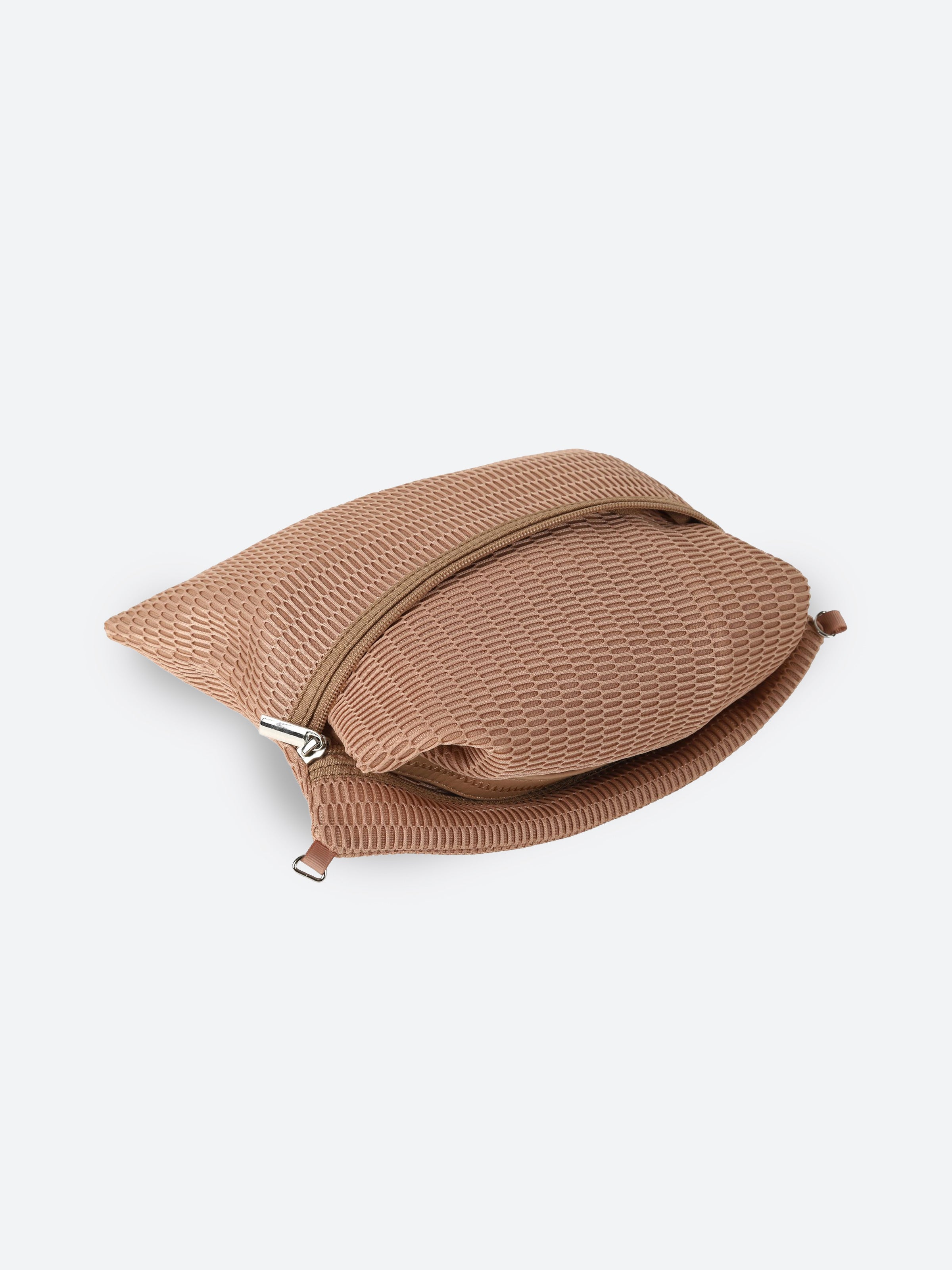 nest zip L