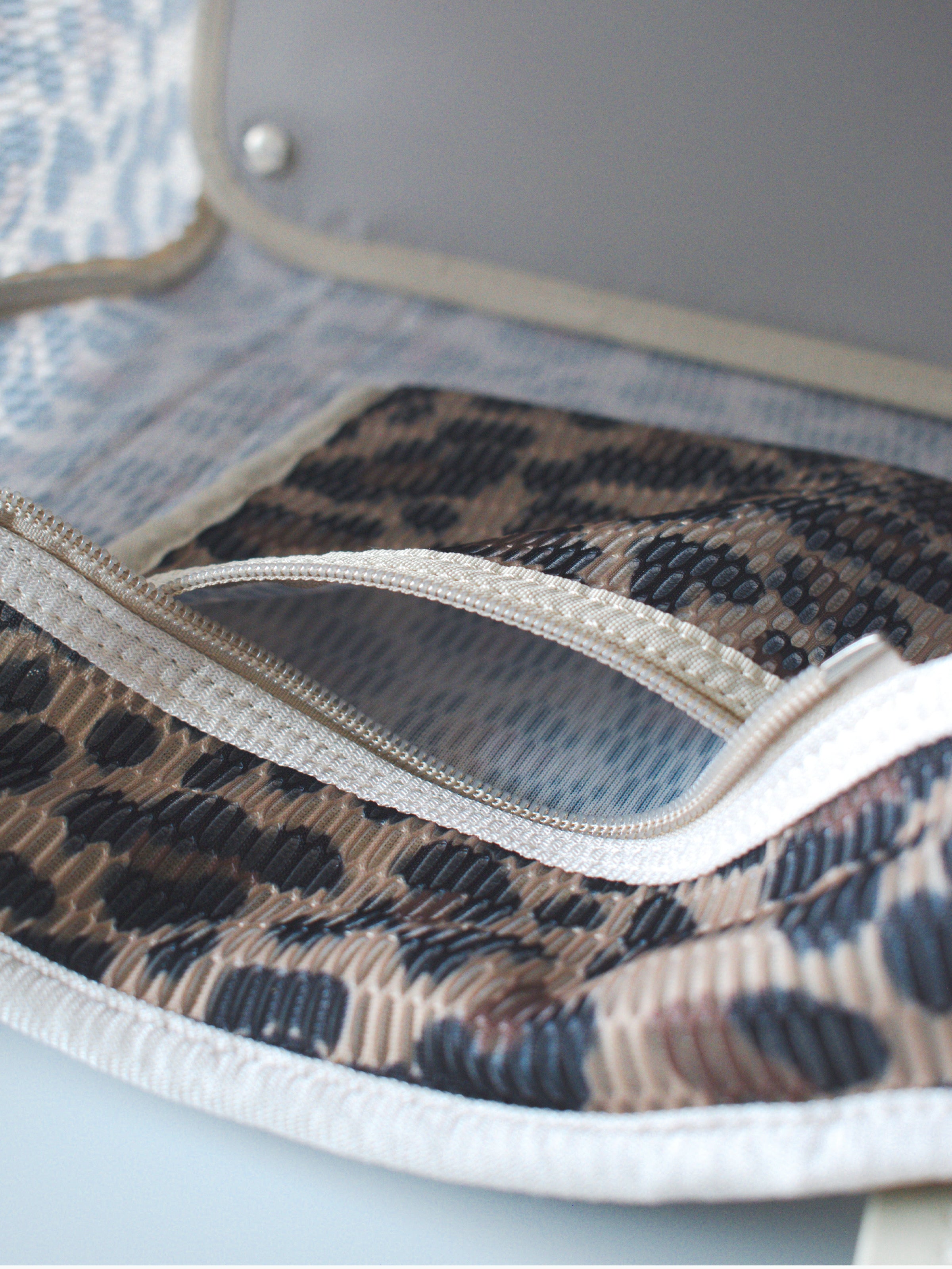 【IÉNA × Q bag Paris 別注デザイン】nest zip M