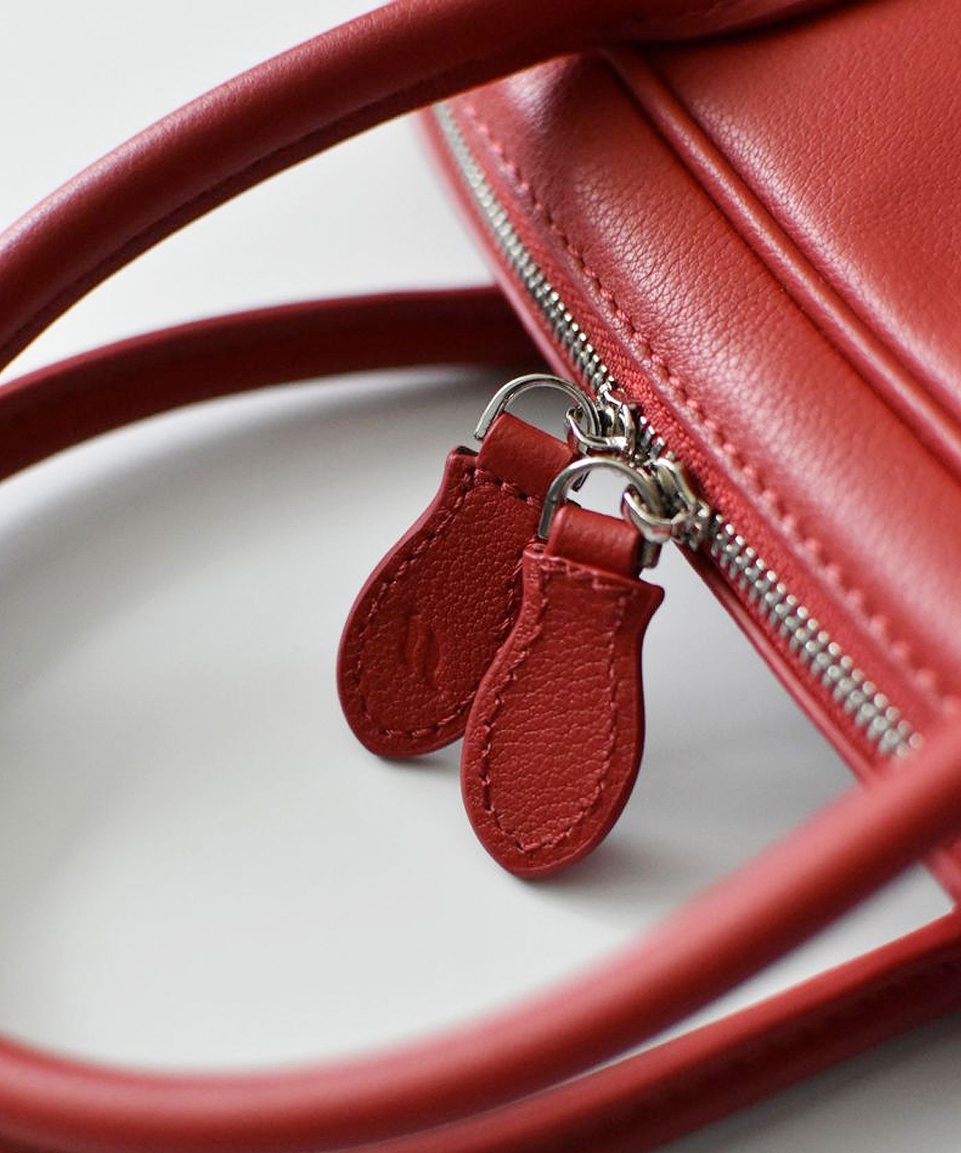 q bag paris フルー flou