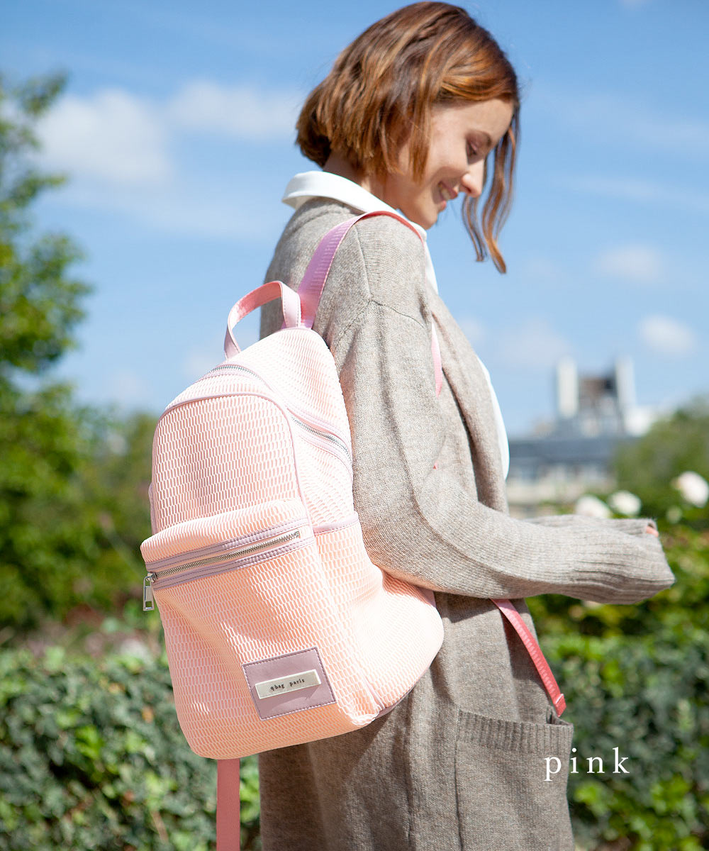 qbag paris ネスト　ルーブル